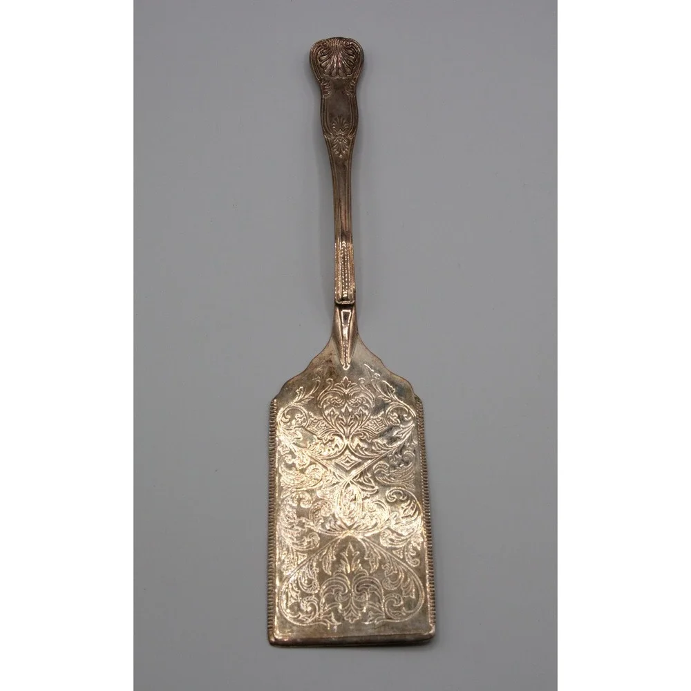 Silver Plated Etched‎ Floral Cake Pastry Server Shell Handle Vintage Style 10.5